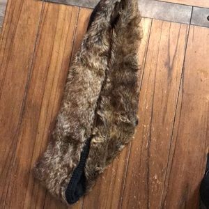Accessories - Faux fur and knit infinity neck scarf Accessories - Faux fur and knit infinity neck scarf